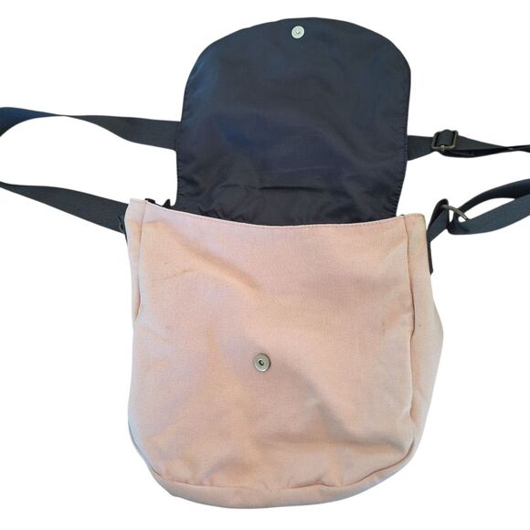 KAVU Wayfare Mini Crossbody Cherry Blossom Pale Peach Faux Suede Flap Boho - Picture 6 of 16